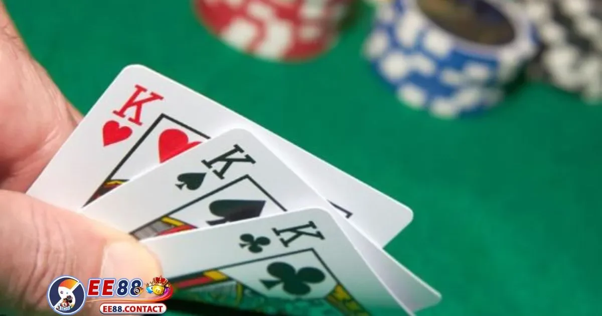 Phân Tích Đối Thủ Và Thực Hiện Chiến Lược